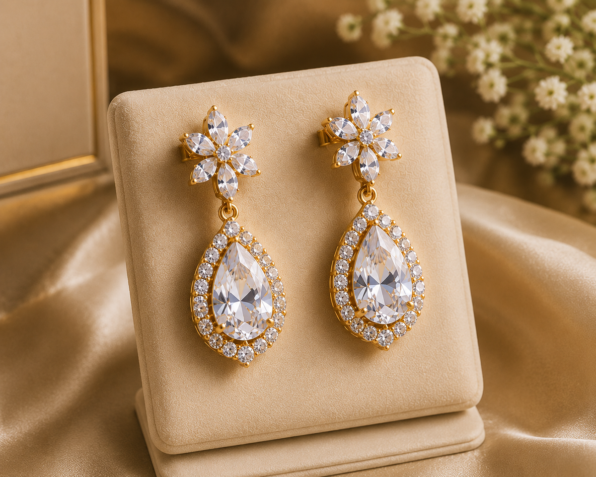 Vala Aurélie Diamond Drop Earrings